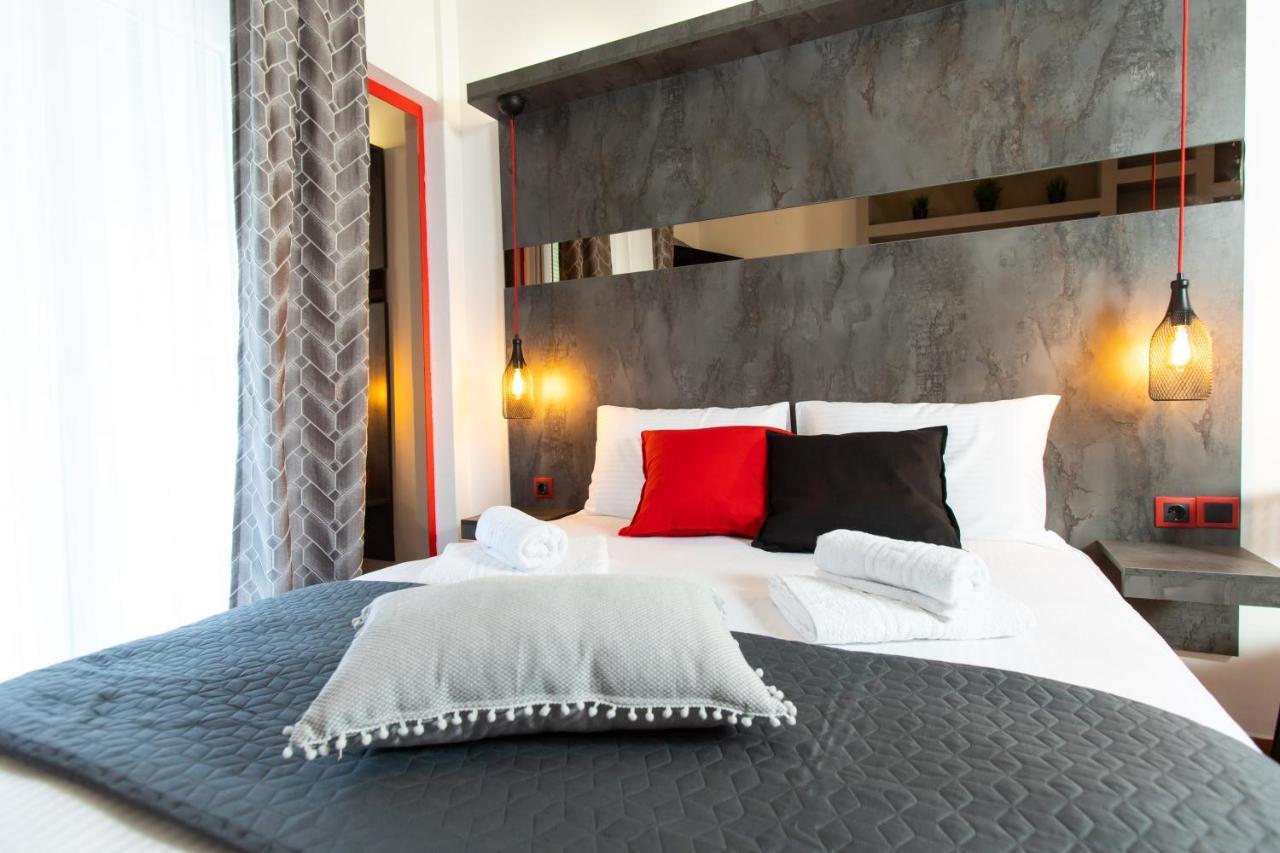 Downtown Luxury Boutique Suites : The Red Suite Tessalónica Exterior foto